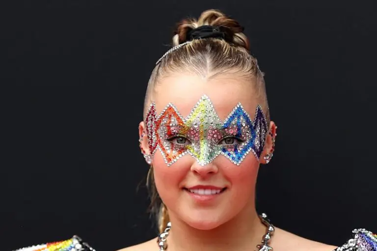 Fair Day's forecast? Sunny with a chance of JoJo Siwa