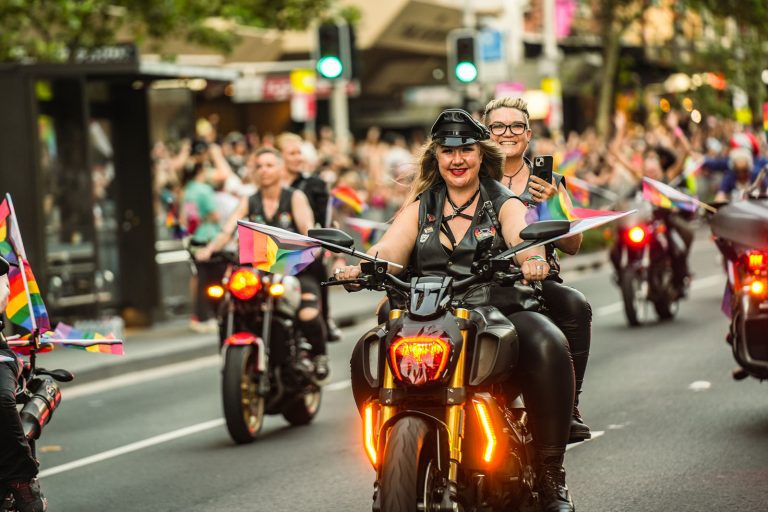 Mardi Gras members back move towards 100% public funding